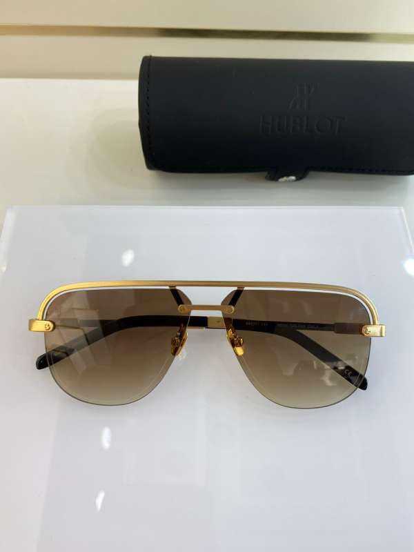 Picture of Hublot Sunglasses _SKUfw52139948fw